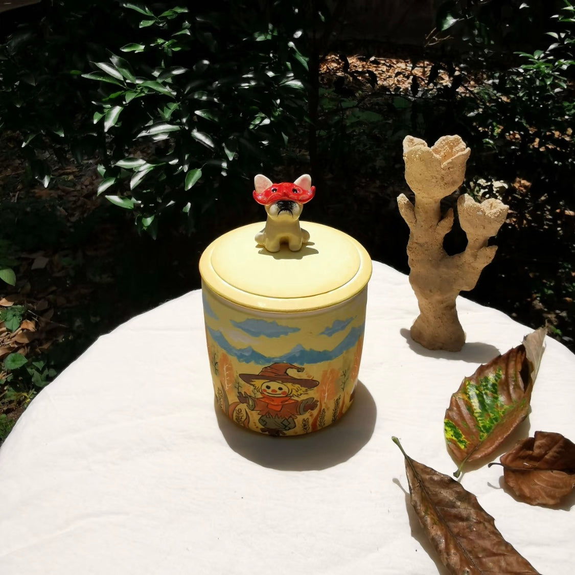 Handgemachte Tierurne für Asche – Keramikurne mit 3D-Haustierfigur-Deckel, personalisierte Hunde- oder Katzen-Gedenkurne