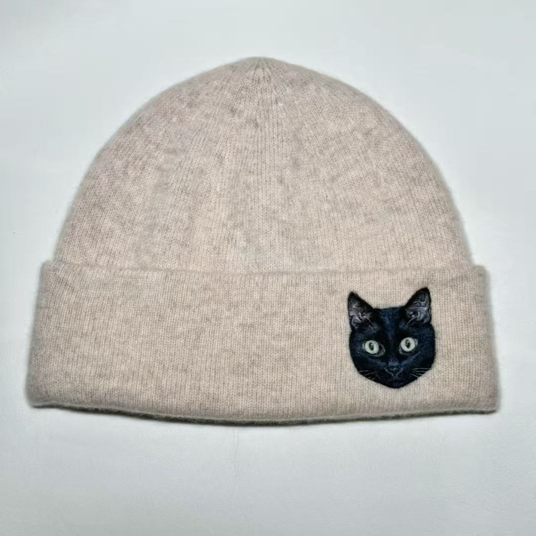 🧵 Beanie mit Haustierporträt nach Maß – Handgefilzter Nadel-Art-Hut