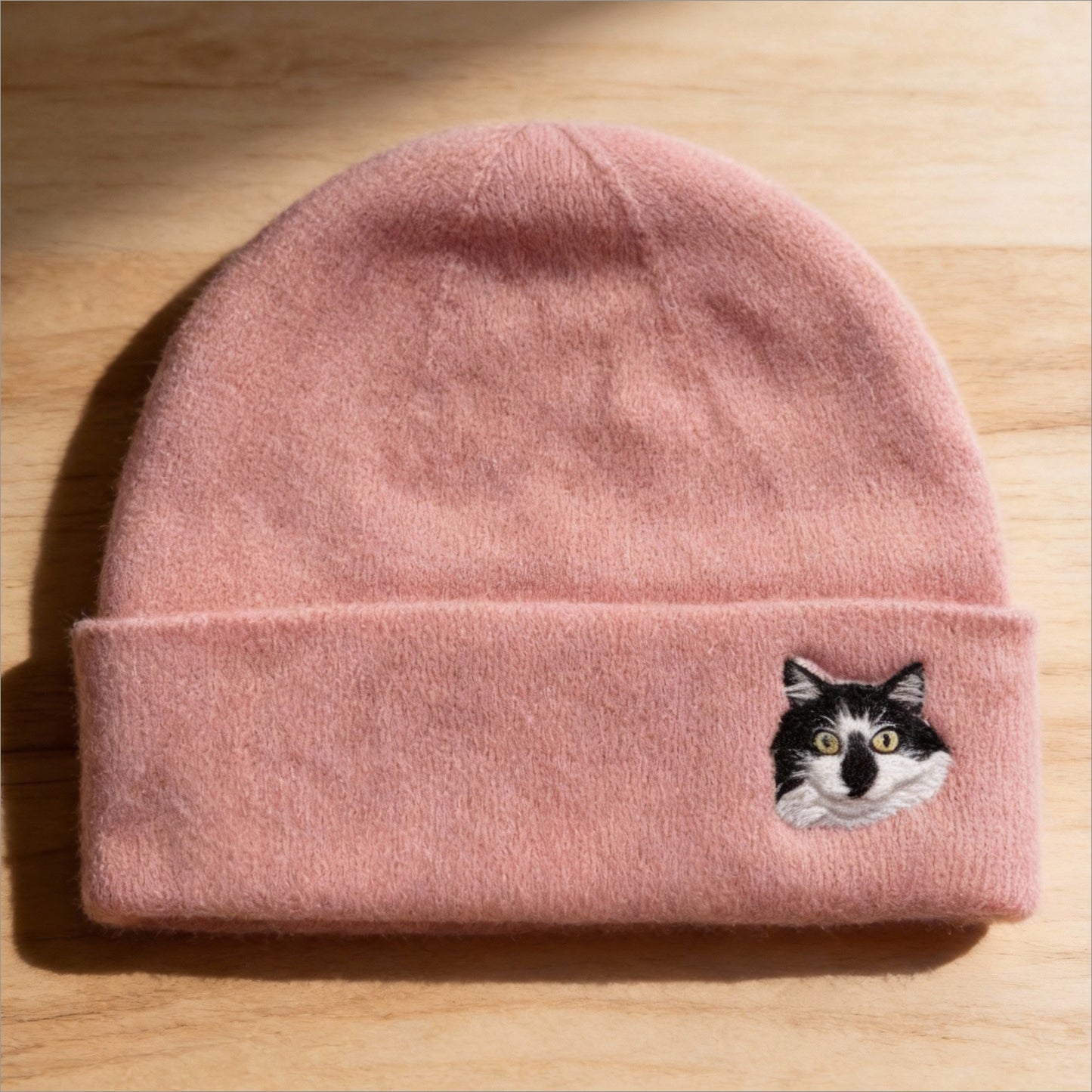 🧵 Beanie mit Haustierporträt nach Maß – Handgefilzter Nadel-Art-Hut
