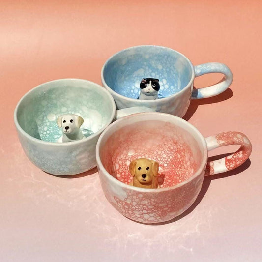 Personalisierte Haustier-Schneeflocken-Tasse – 350ml Keramiktasse mit 1 oder 2 Haustierfiguren